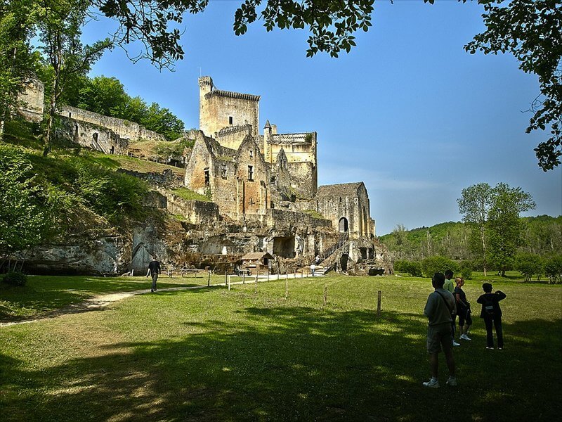 chateau de Commarque