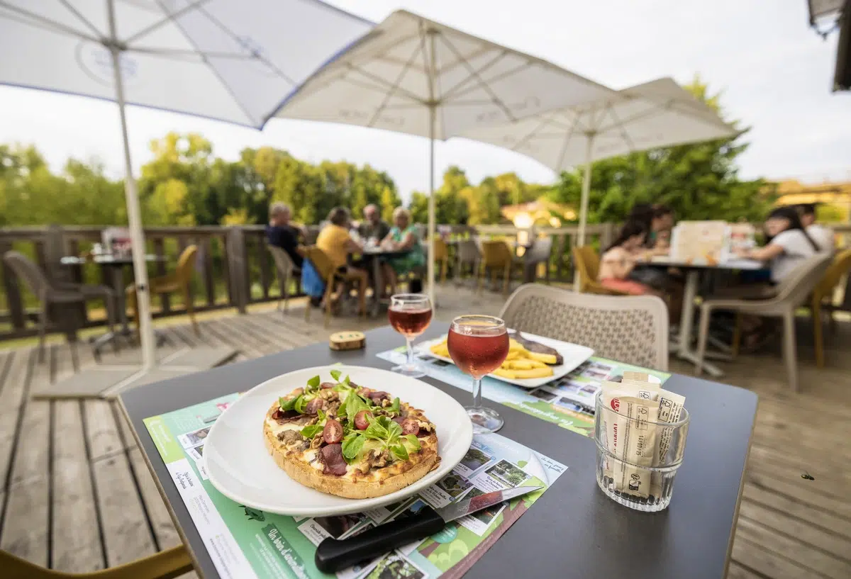 restaurant camping familial dordogne 