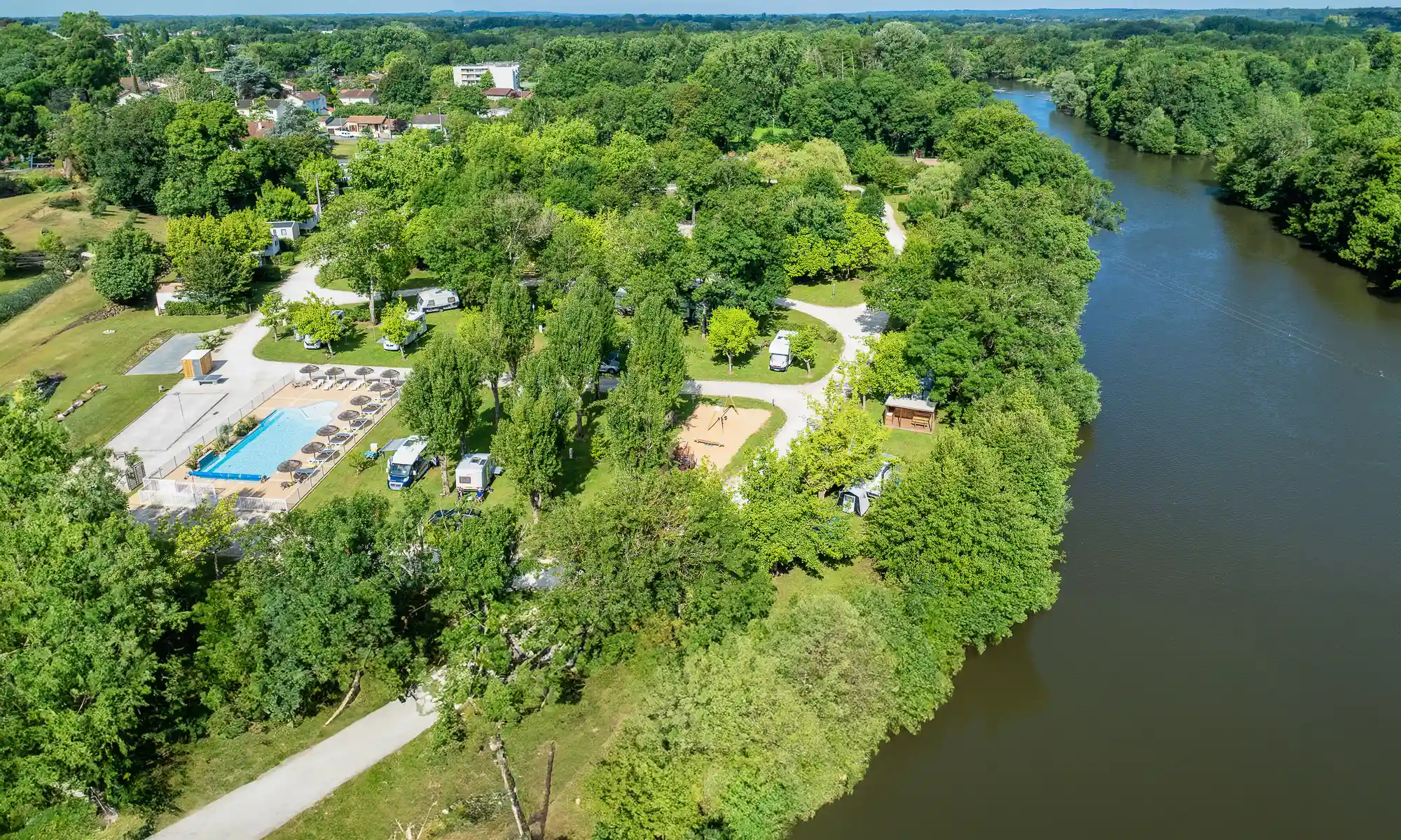 rent pitch dordogne